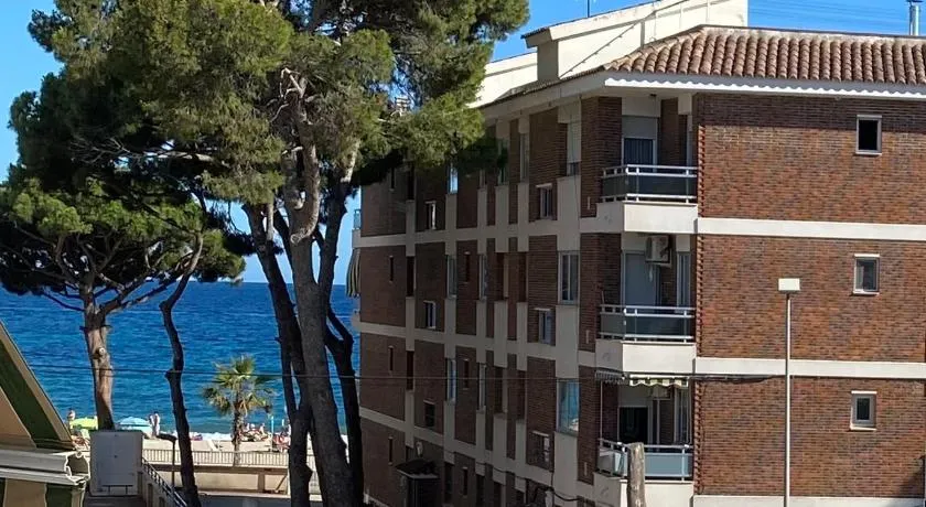 Tranquilidad y confort, Apartamento reformado en Cambrils - Image 1