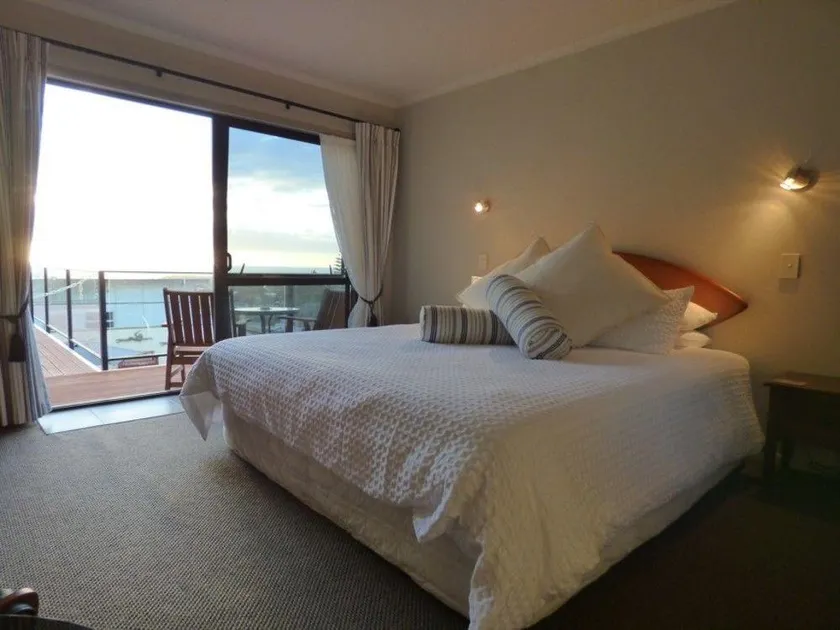 Sunset View Lodge - Image 1