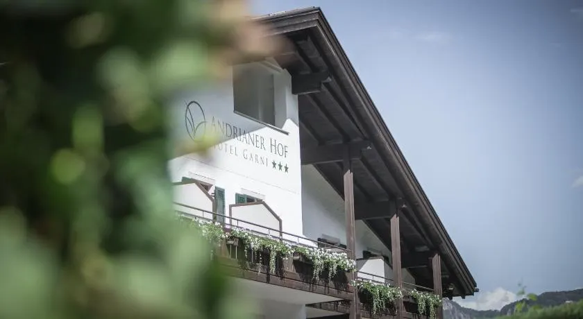 Hotel Garni Andrianerhof - Image 1