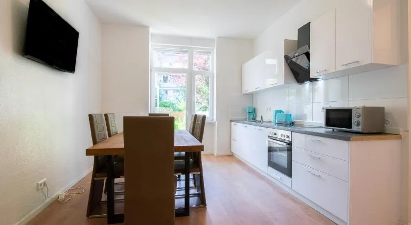 PRIME Apartments - Monteur House with 1-4 Room Apartments - Image 1