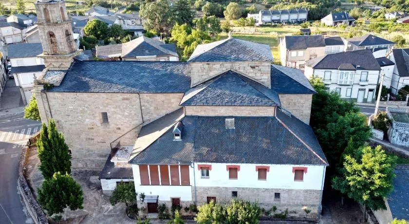 O lar Albergue Larouco - Image 1