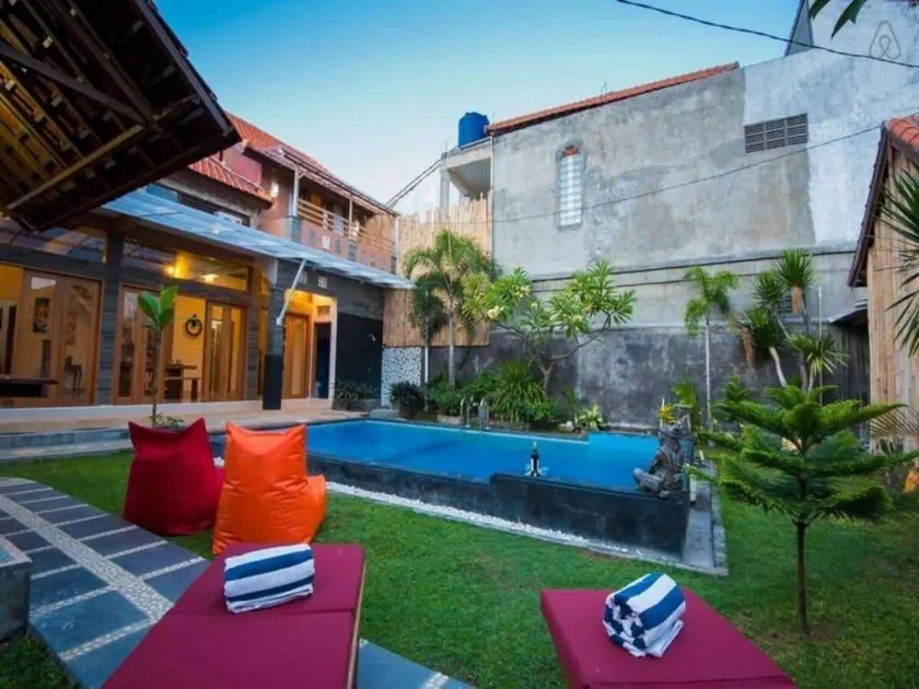 Tropical Paradise Spacious 3-Bedroom Villa - Image 1