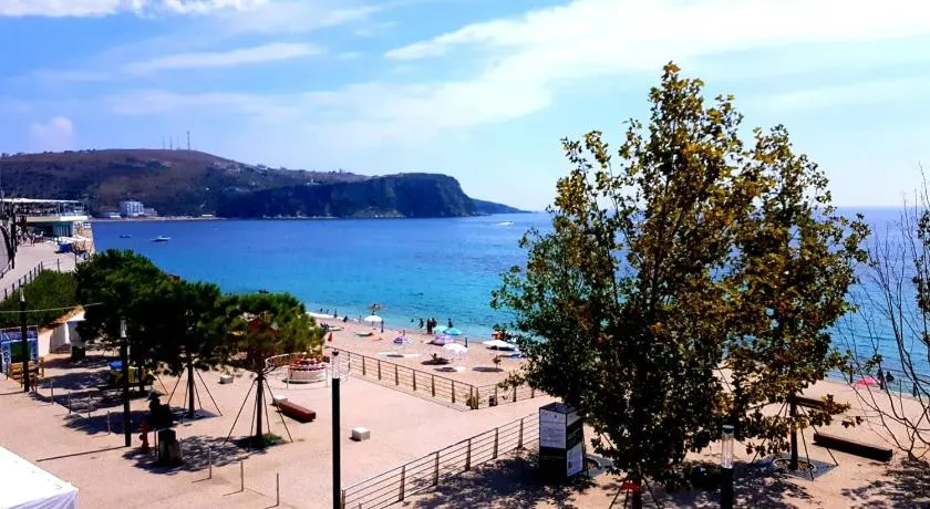 Apartments Himara Premium - Image 1