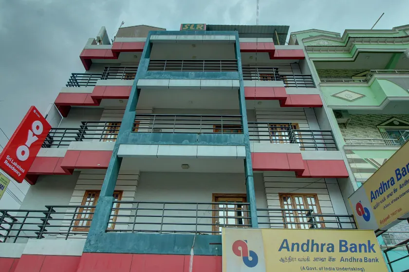 OYO 37251 Sri Lakshmi Residency - Image 1