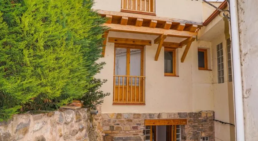 Casa Arnedillo by Apartamentos Arnedillo - Image 1
