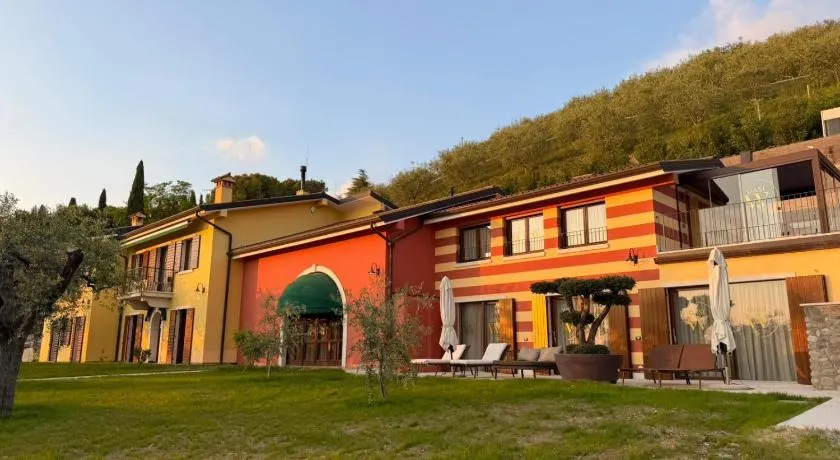 WANDERLUST OASI, COUNTRYSIDE APARTMENTS - Bardolino, Lago di Garda - Verona - Image 1