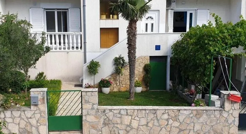Apartments with parking space Vodice - 25282 - Image 1