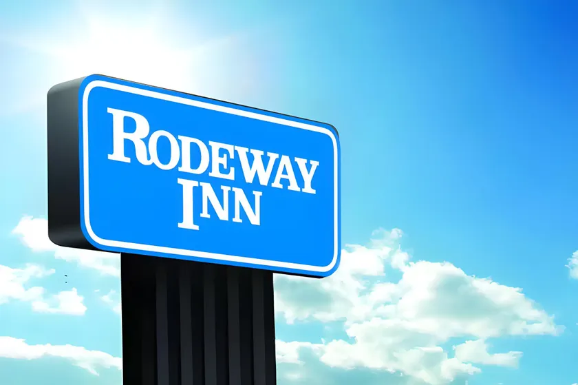 Rodeway Inn Moriarty New Mexico - Image 1