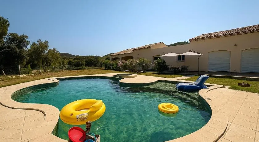 Le Pin d'Alep - Image 1