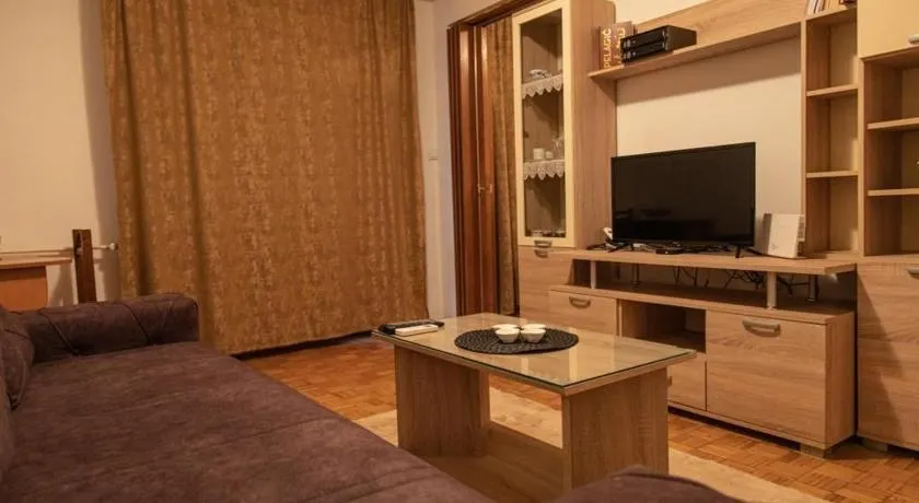 Apartman TWO - Image 1
