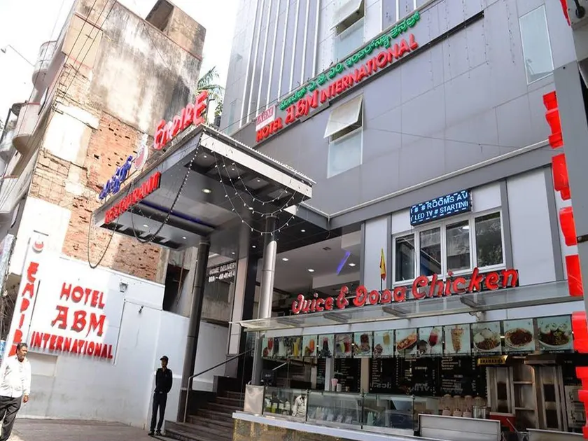 Hotel ABM International - Image 1