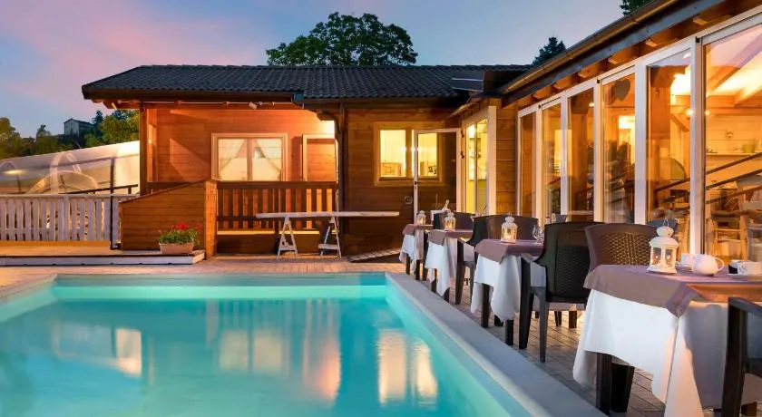 Glamping Villaggio Parco Dei Castagni 4 stelle - Image 1