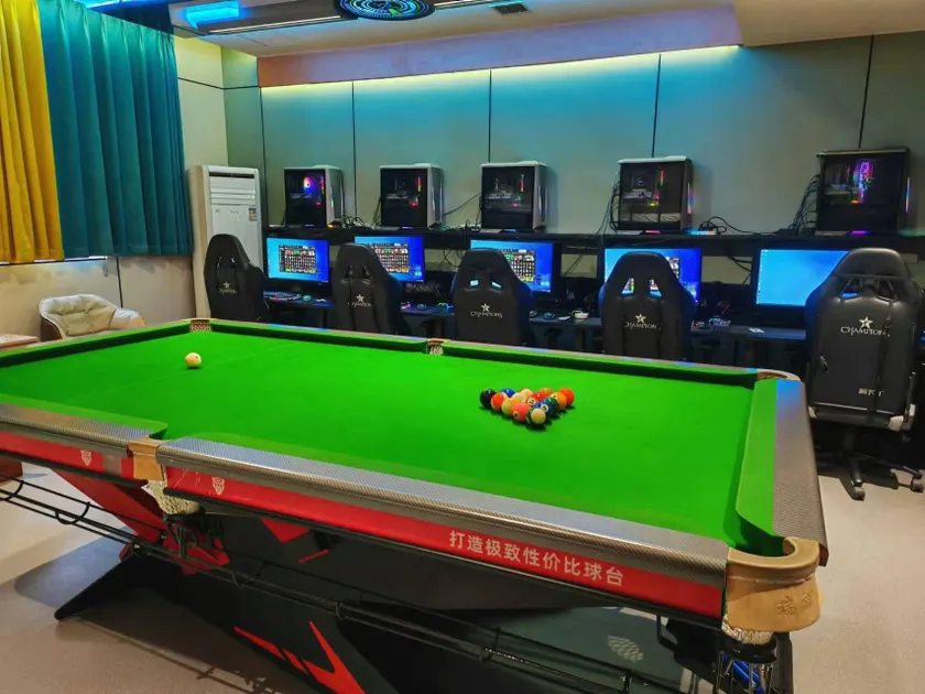 Jinzuo E-Sports Hotel (Linyi Huitong Darunfa) - Image 1