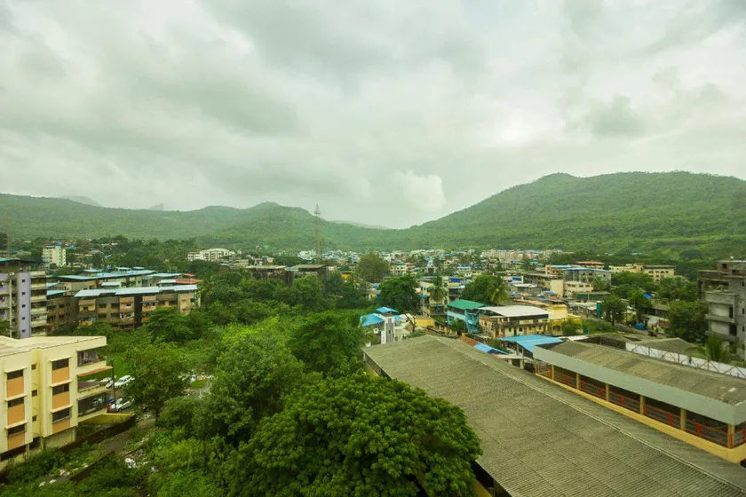 Hotel O Samrat Palace - Image 1