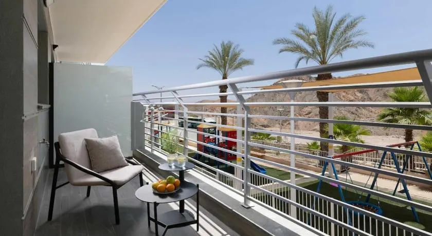Boutique apartment with spectacular view of the Eilat mountains - Image 1