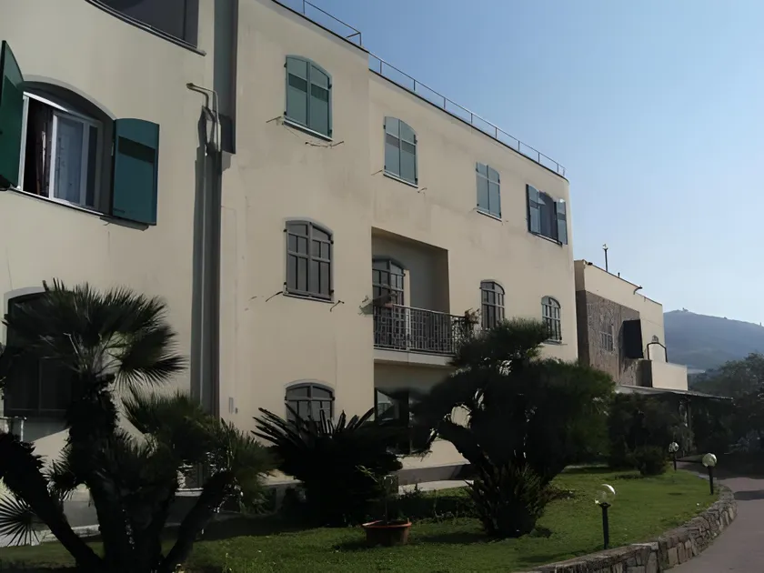 Albergo Ristorante Lucciola - Image 1