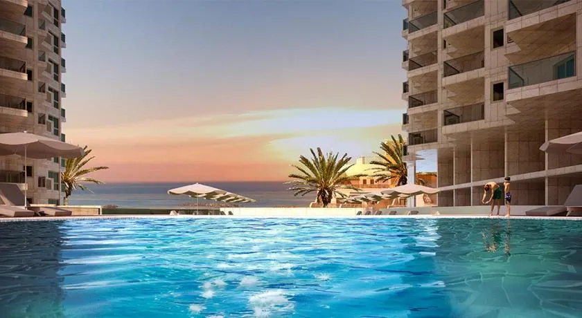 Beach Suite Israel - Indoor Pool, Best View, Gym, Massage Chair, Spa ביץ סוייט ישראל - נוף ים מאלף, בריכה מקורה, כיסא מסאז, חדר כושר וספא - Image 1