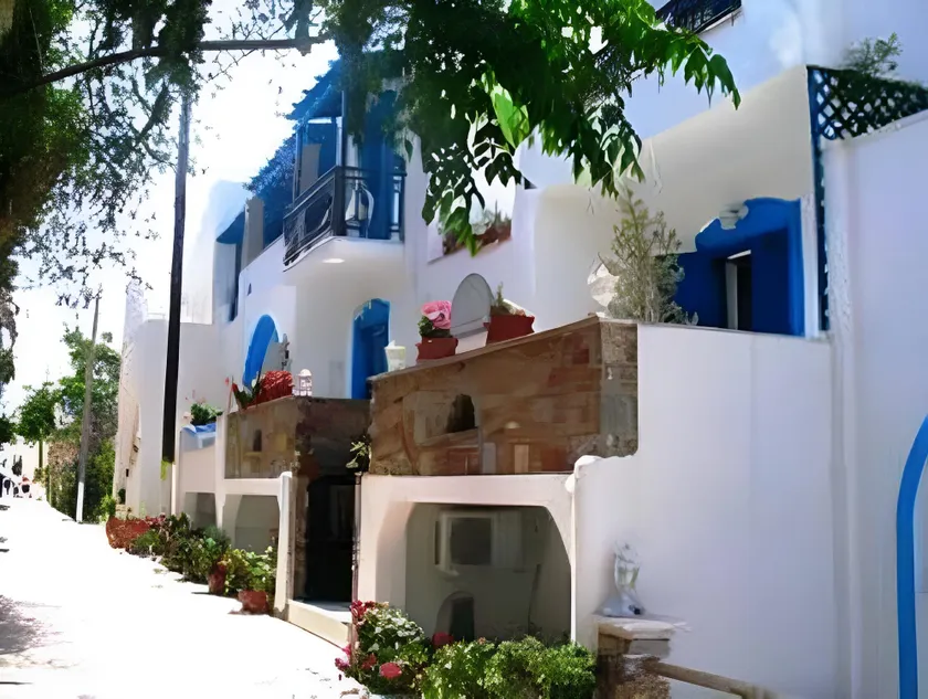 Studios Stratos - Image 1