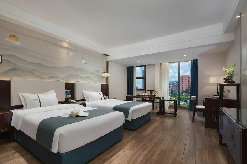 Haichao Holiday Hotel - Image 1