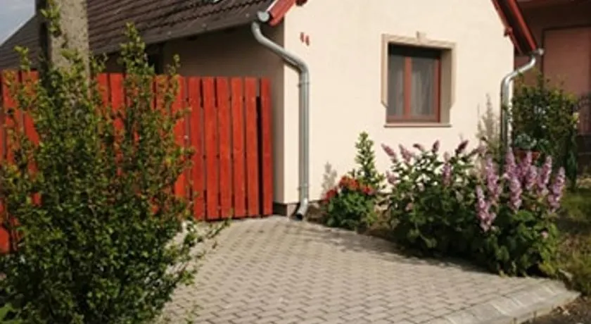 Napvirág Vendégház - Image 1