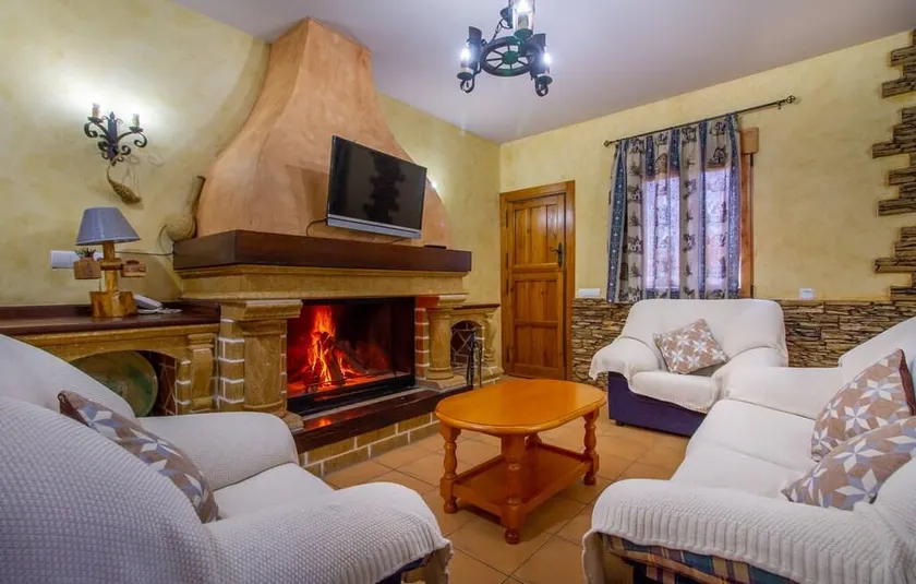 Lujosa Casa Rural el Altico con barbacoa, chimenea y zona infantil - Image 1