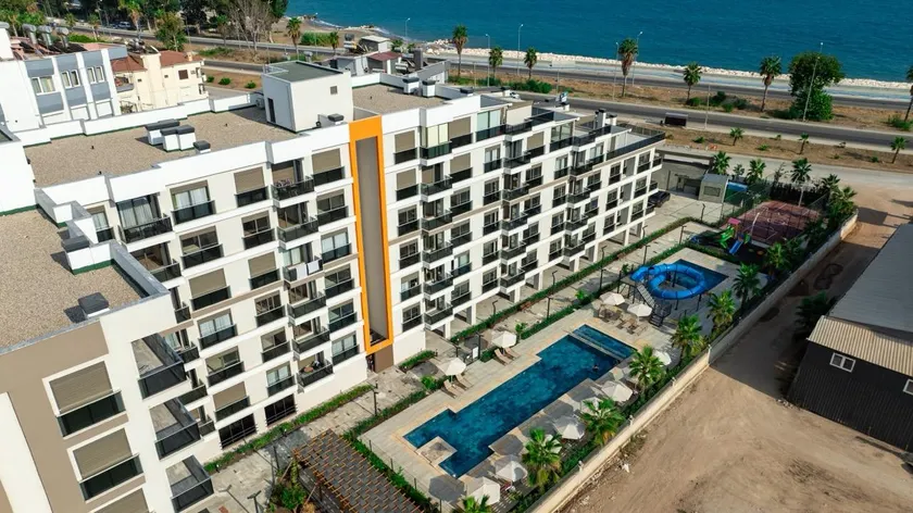 Orange Premium Residence - Image 1
