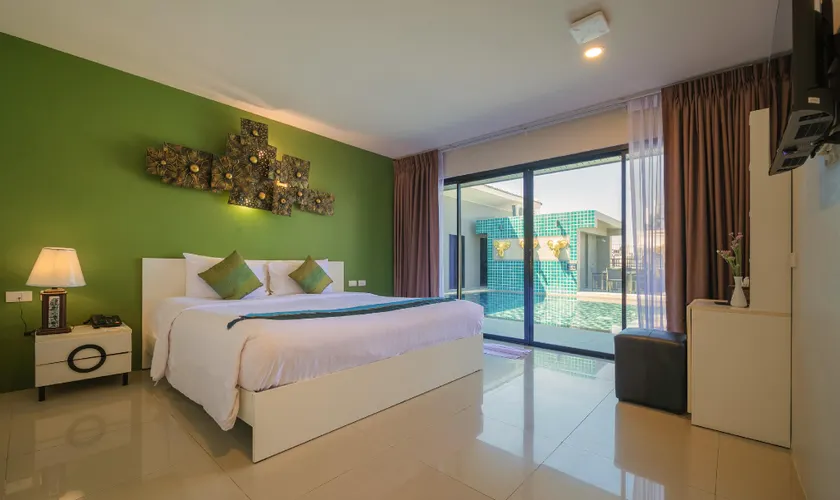 Gu Hotel Patong - Image 1