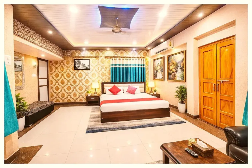Goroomgo H.R. Guest House Near Kashi Vishwanath Temple Varanasi - Image 1
