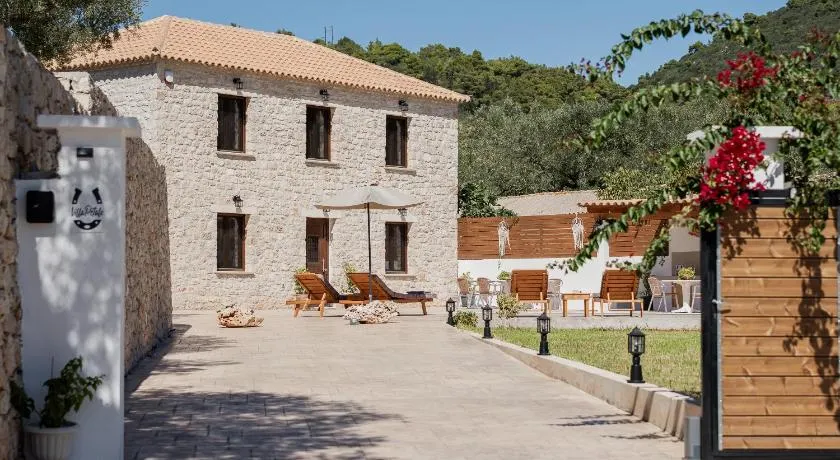 Villa Petalo - Image 1