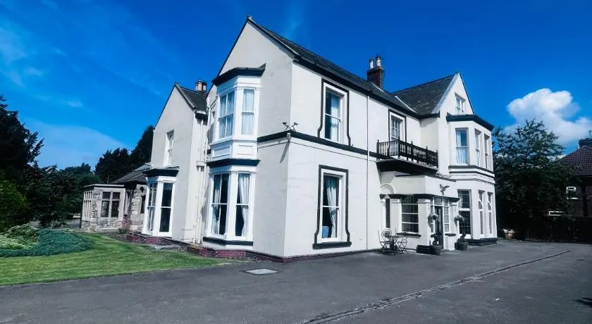 Lambert House - Image 1