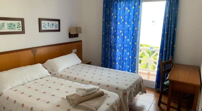 Apartamento en Playa Santo Tomas 1-5 - Image 1