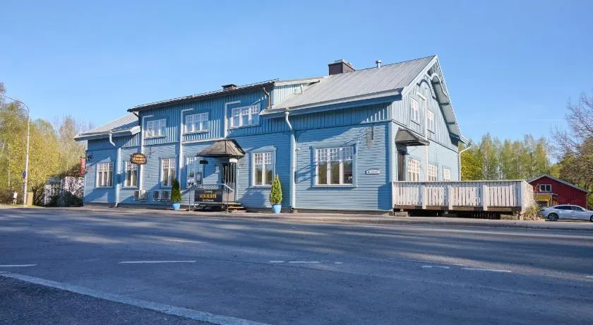Liekorannan Majatalo- kodinomaista majoitusta rautatieasemaa vastapäätä - Image 1