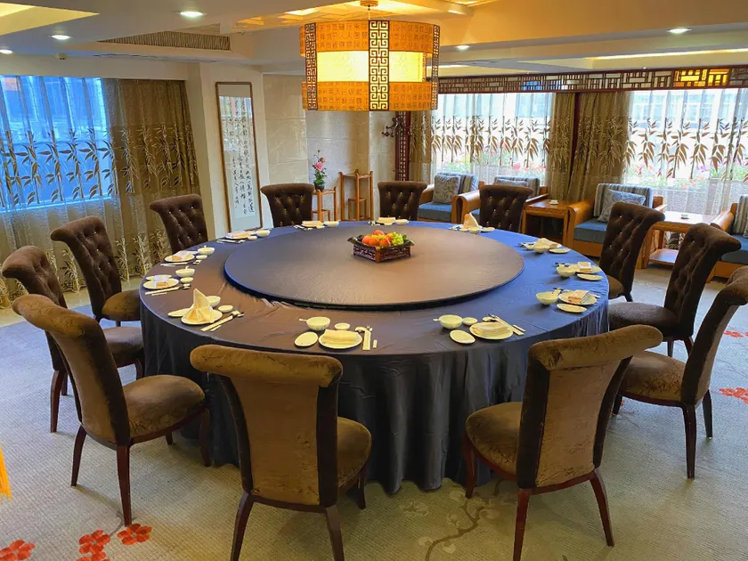 Fuchun Hotel - Image 1