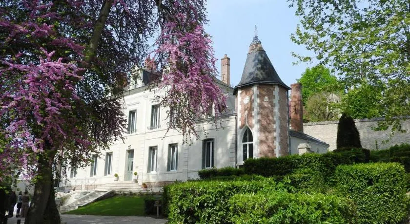 Château des Basses Roches - Image 1