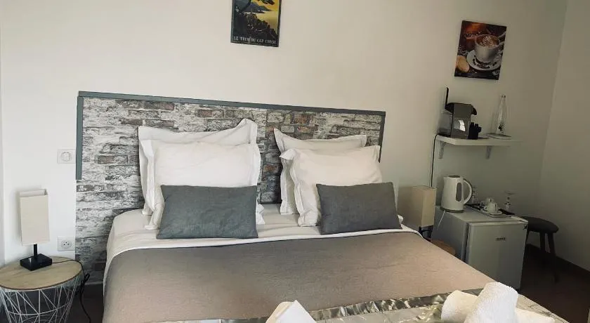Hôtel U Passa Tempu - Image 1