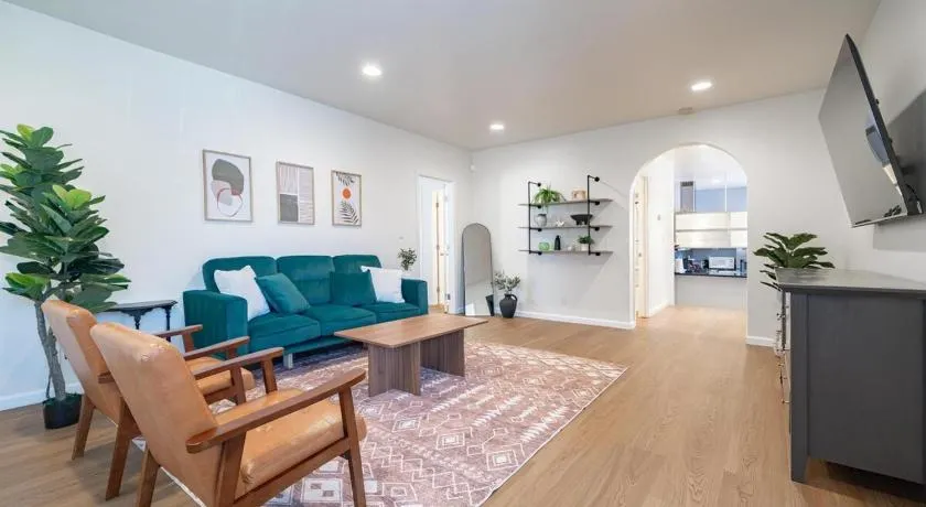 Urban 3BR 7-mins to Oakland Airport - Image 1
