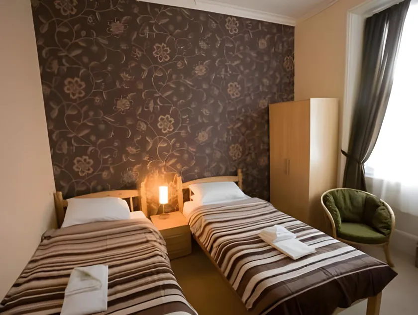 Tregonholme Hotel - Image 1