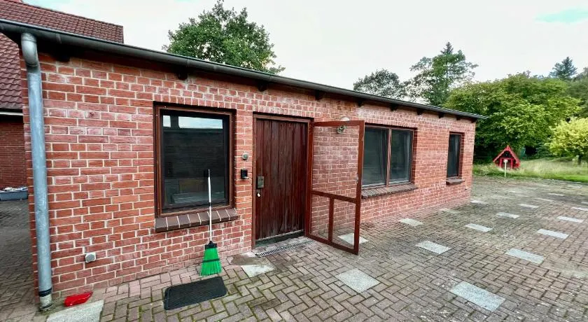 Monteur Unterkunft Itzehoe freistehendes Haus mit Garten & WLAN - Image 1