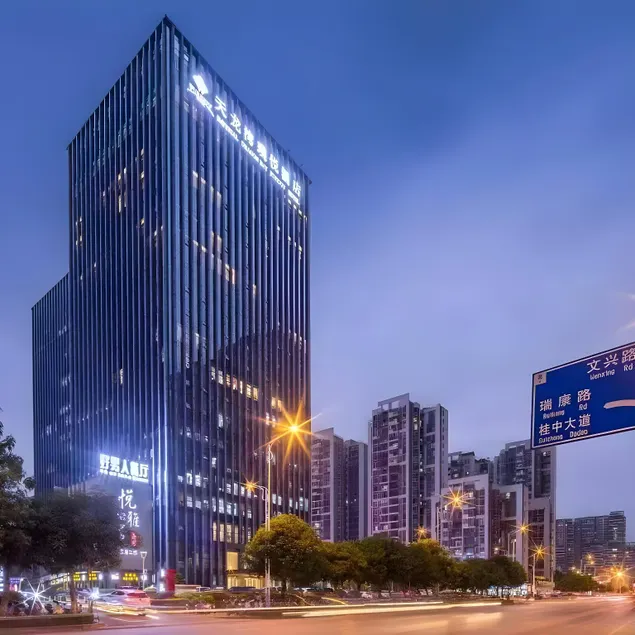LiuZhou Imperial Dragon Bay Purejoy Hotel - Image 1