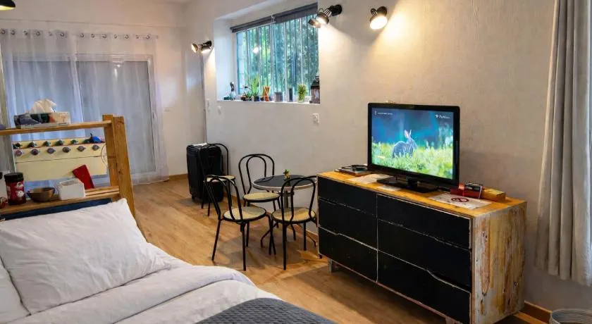 Beau Studio - Image 1