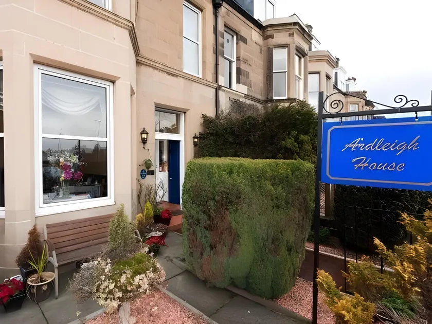 Ardleigh House - Image 1
