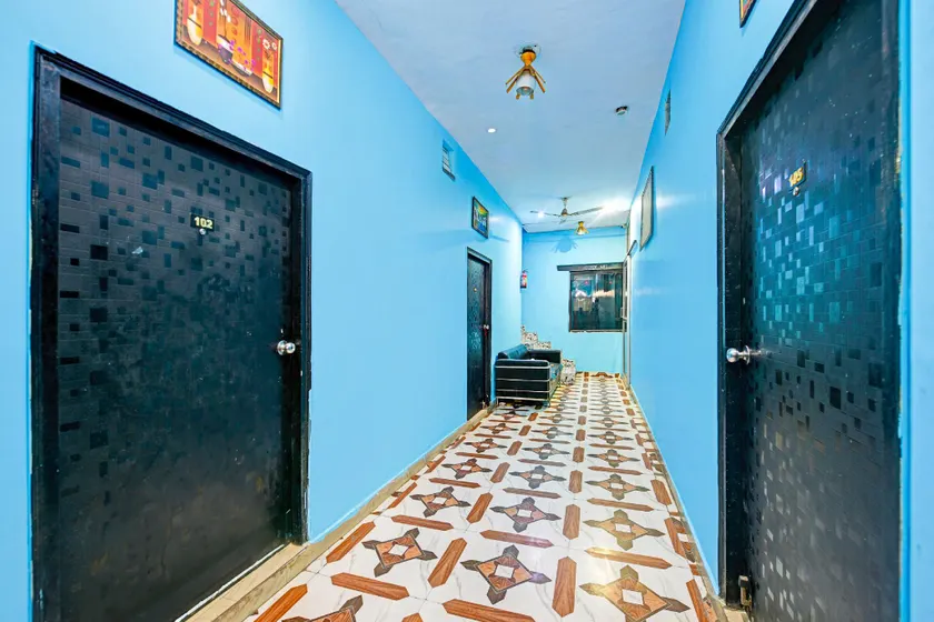 Hotel O Red Rock - Image 1