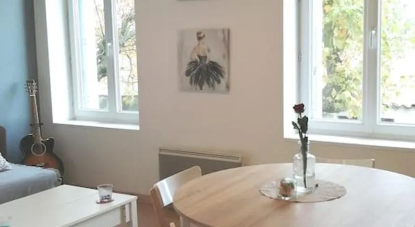Appartement ZEN ET COSY - Image 1