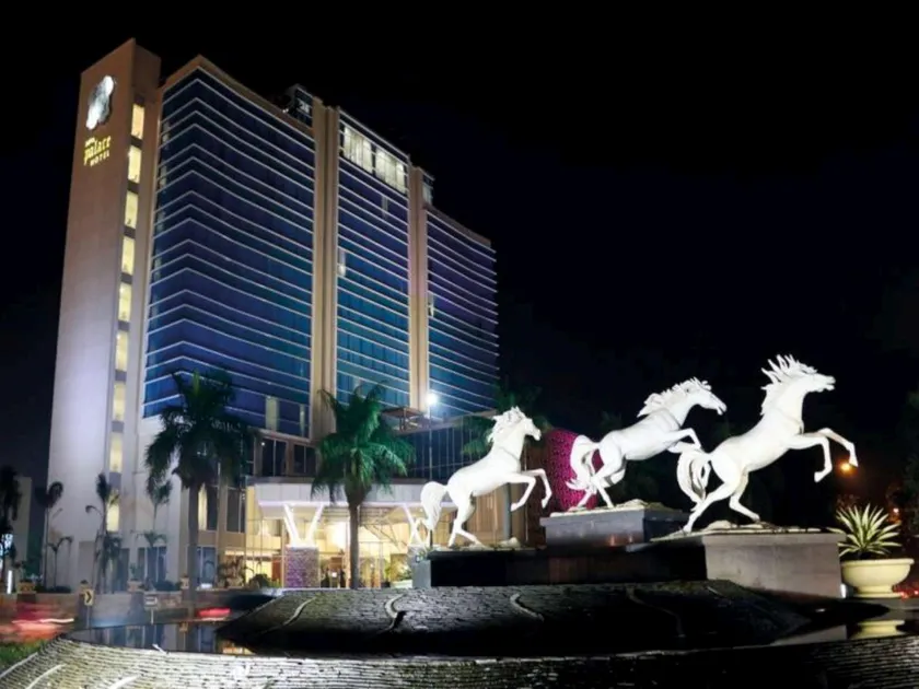 Java Palace Hotel - Image 1