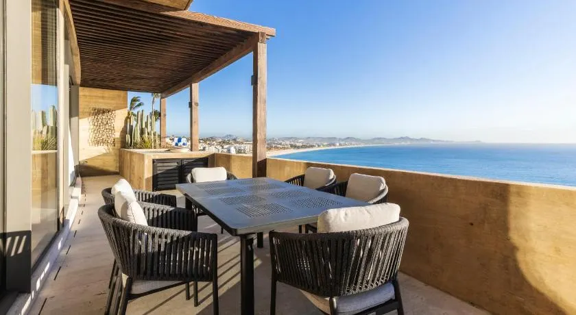Private Hot Tub - Ocean View - GYM - Free Parking - Image 1