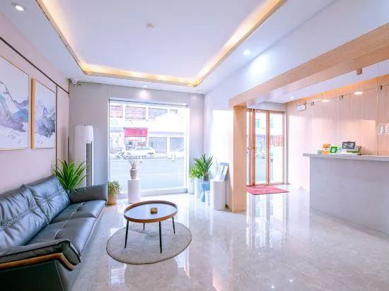 Dragon Star Hotel (Jincheng Central Pedestrian Street Store) - Image 1