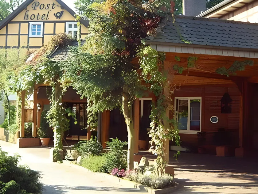 Niemeyers Romantik Posthotel - Image 1