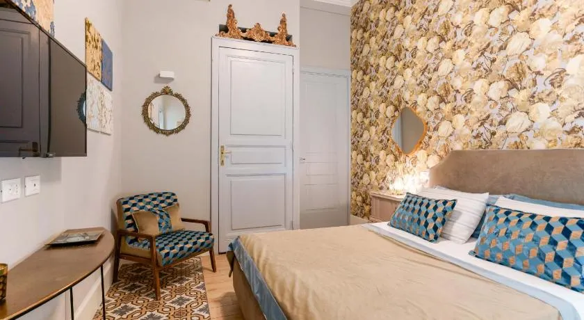 Guest House 73 - Image 1