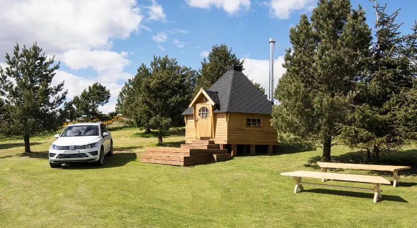 Little Lochan Lodge - Image 1