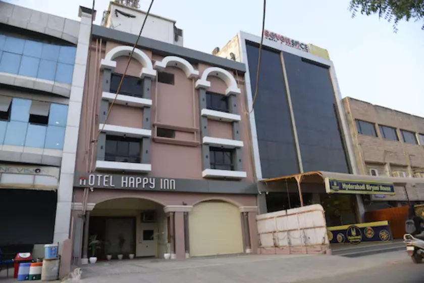 Hotel Happy Inn Gandhidham Gujarat - Image 1